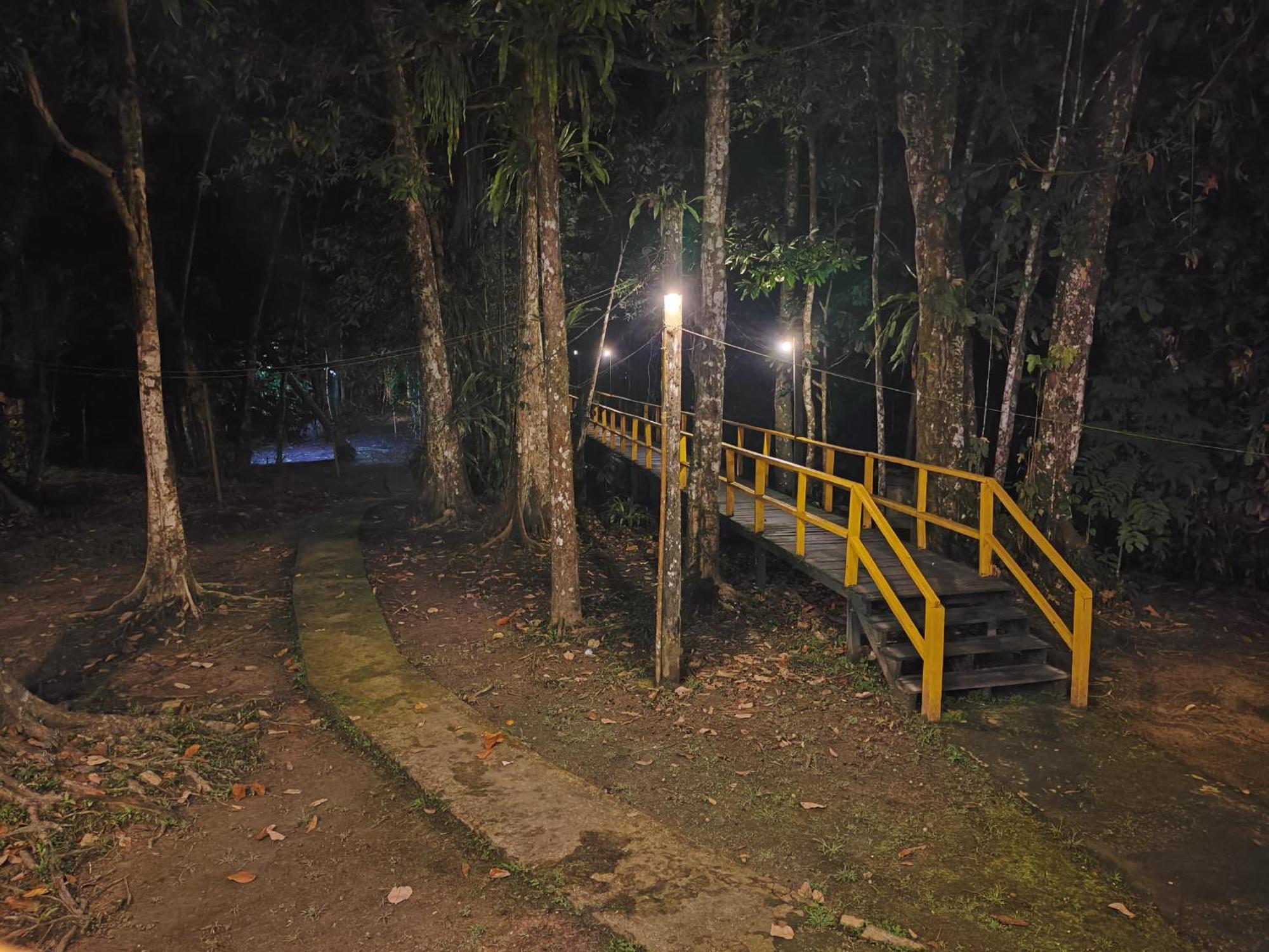 Borneo Jungle Adventure Villa Kinabatangan Kültér fotó