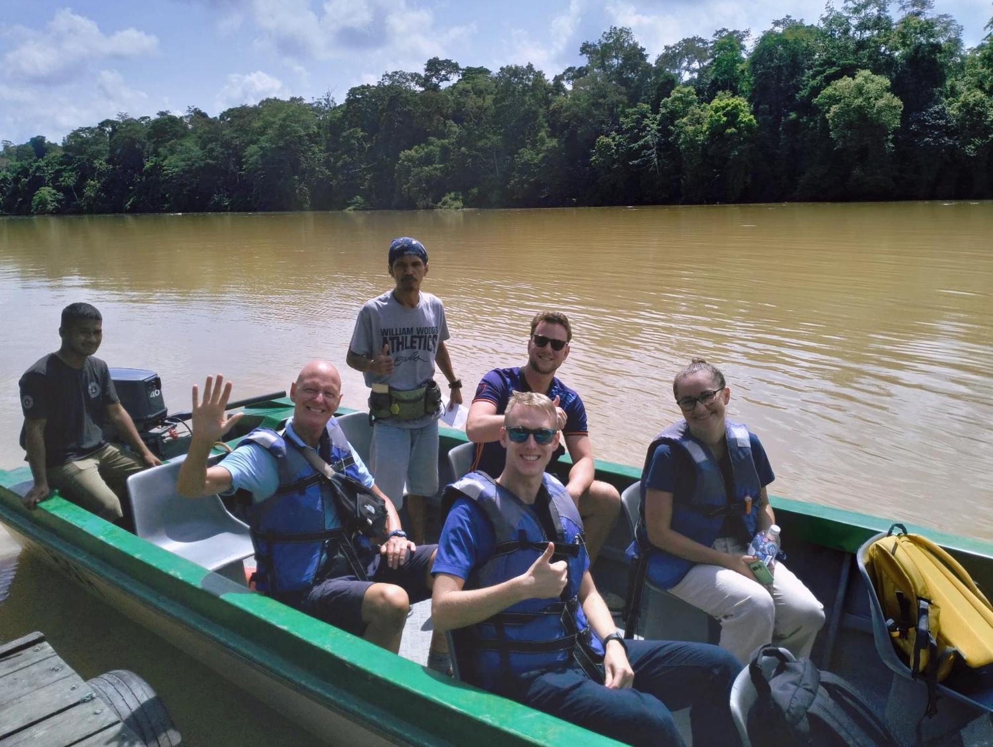 Borneo Jungle Adventure Villa Kinabatangan Kültér fotó