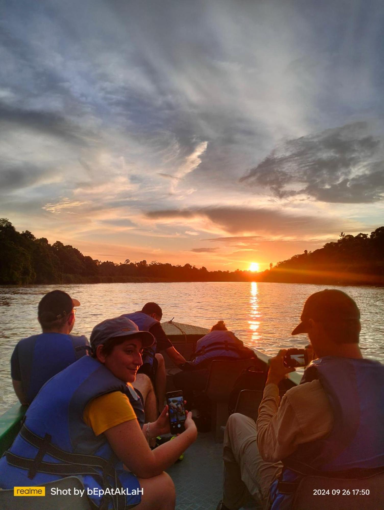 Borneo Jungle Adventure Villa Kinabatangan Kültér fotó