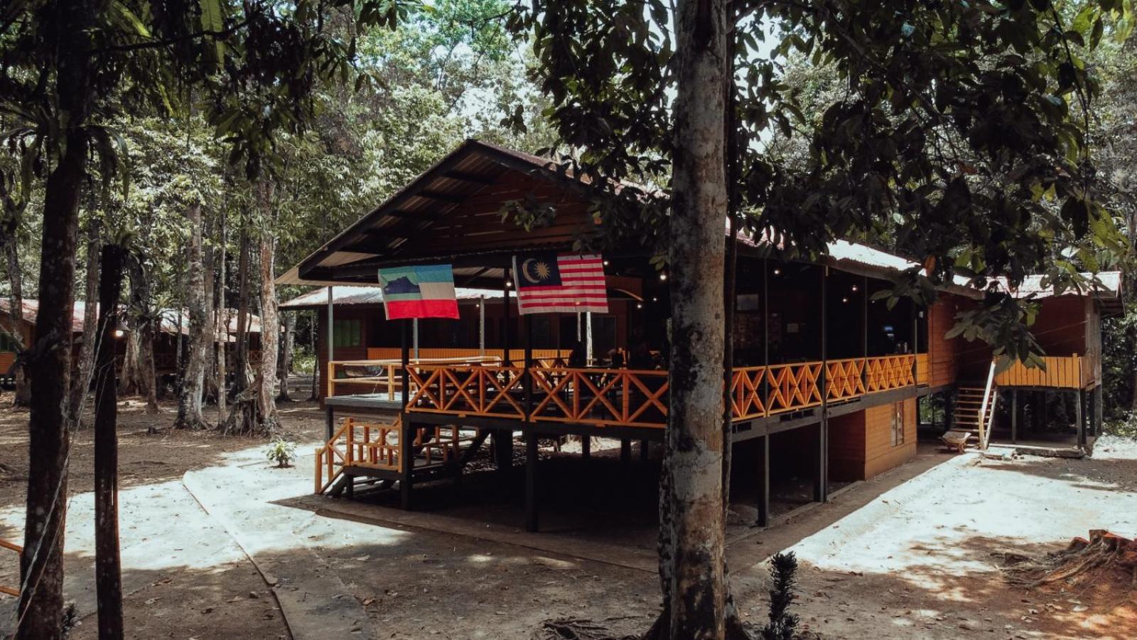 Borneo Jungle Adventure Villa Kinabatangan Kültér fotó